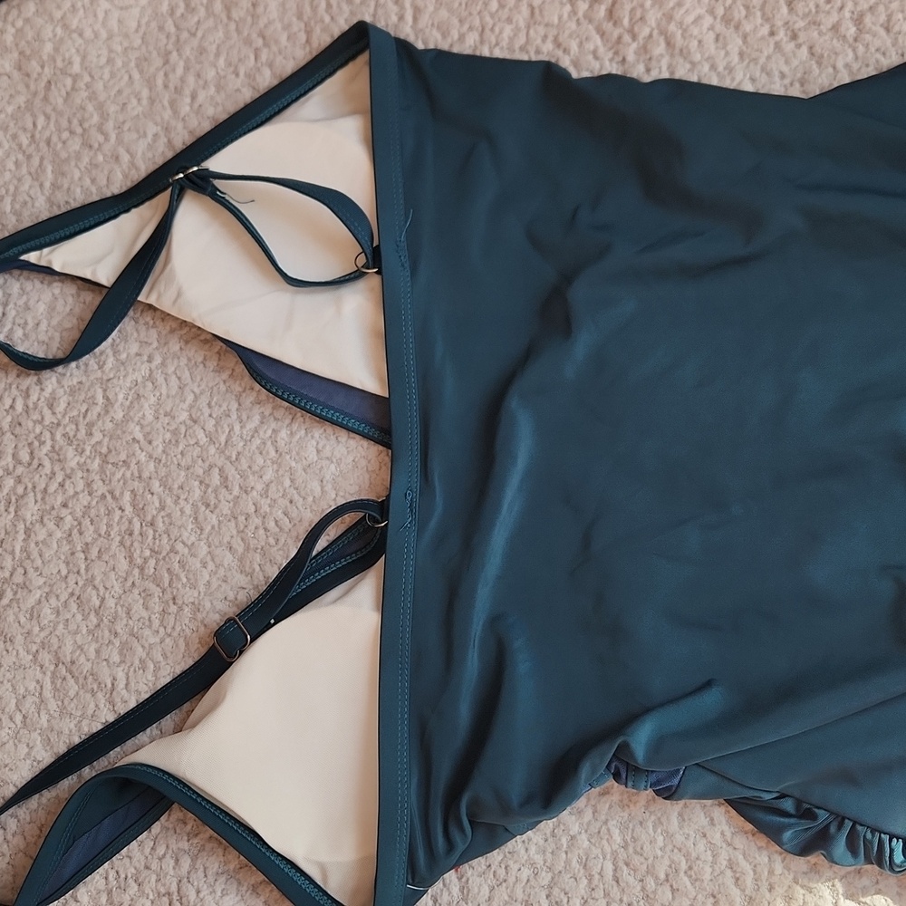 Women's Elegant Forest Green, Sheer Detail,Summer, Vacation, One-Piece Swimsuit - Picture 4 of 9